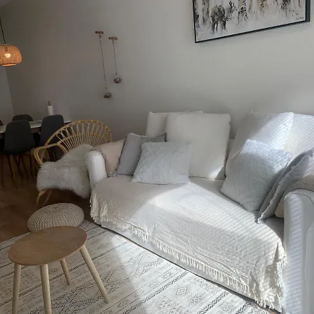 Arctic Nest Apartment *